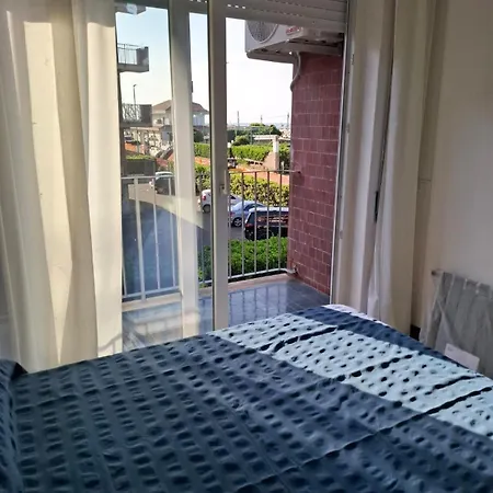 A Due Passi Dal Mare דירה *