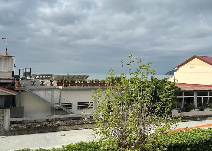 A Due Passi Dal Mare Апартаменты Маринелла-ди-Сарцана