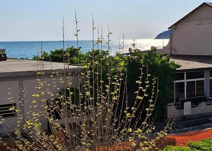 Апартаменты A Due Passi Dal Mare