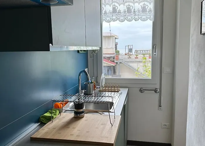 A Due Passi Dal Mare *