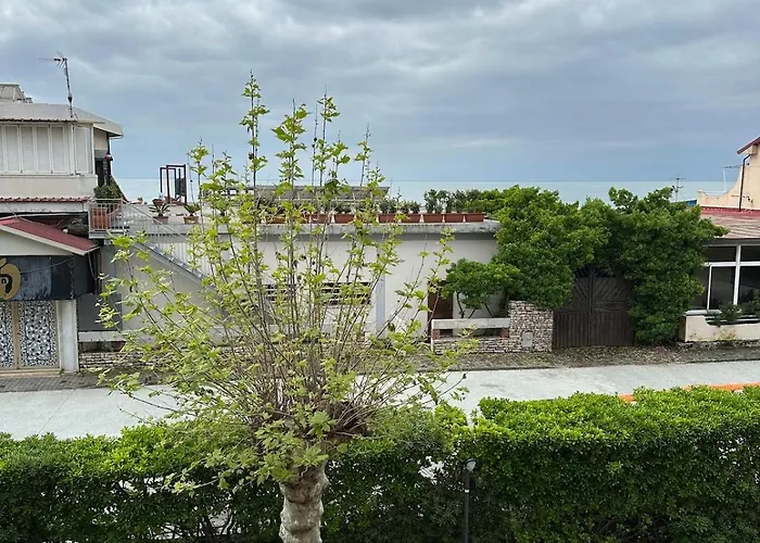 A Due Passi Dal Mare Маринелла-ди-Сарцана